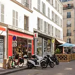Superb And Design Studio Near The Eiffel Tower